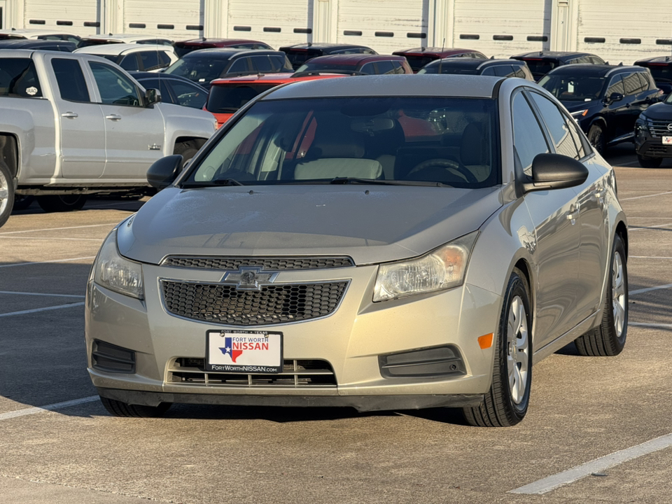 2014 Chevrolet Cruze LS 3