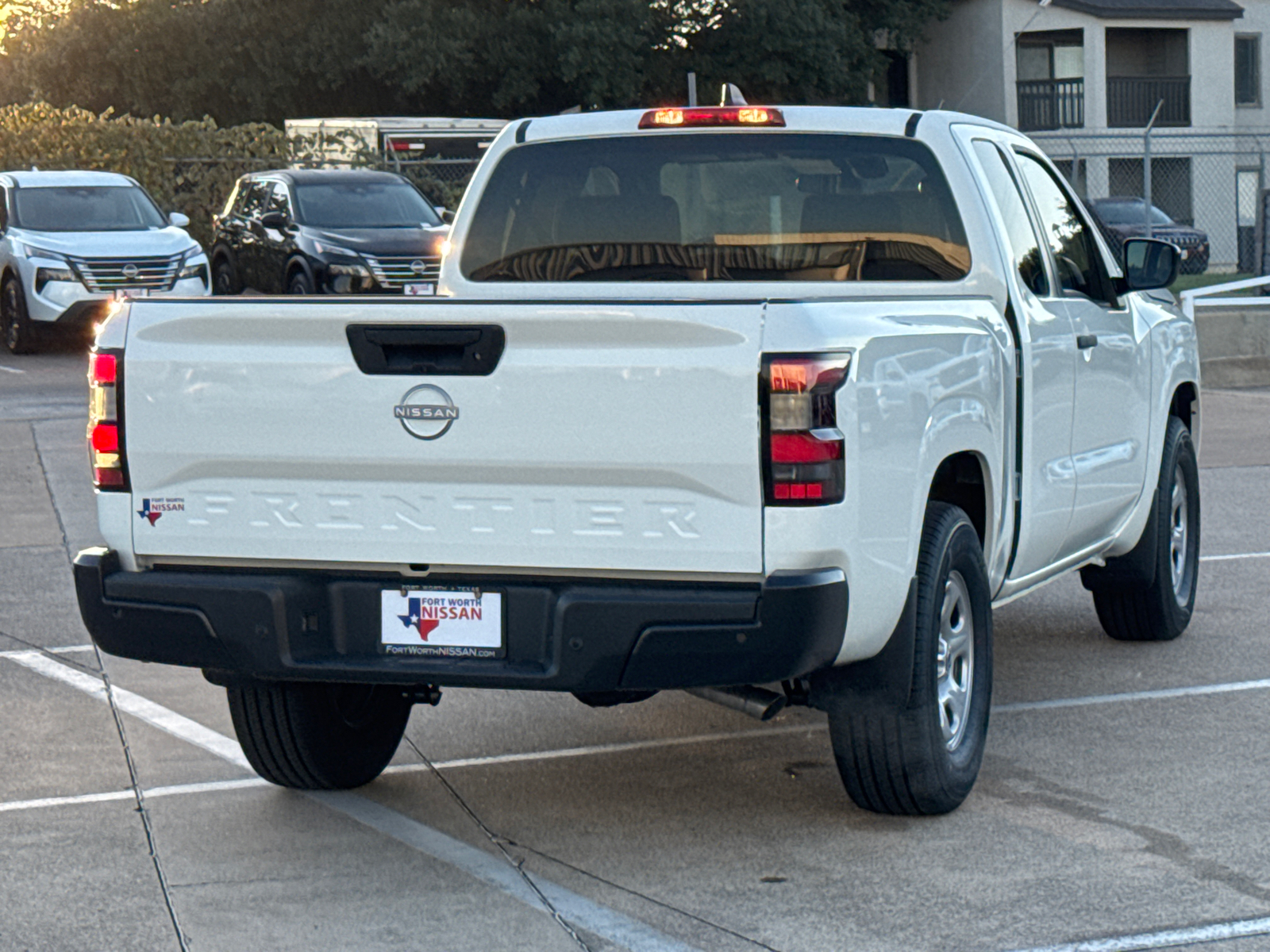 2025 Nissan Frontier S 8