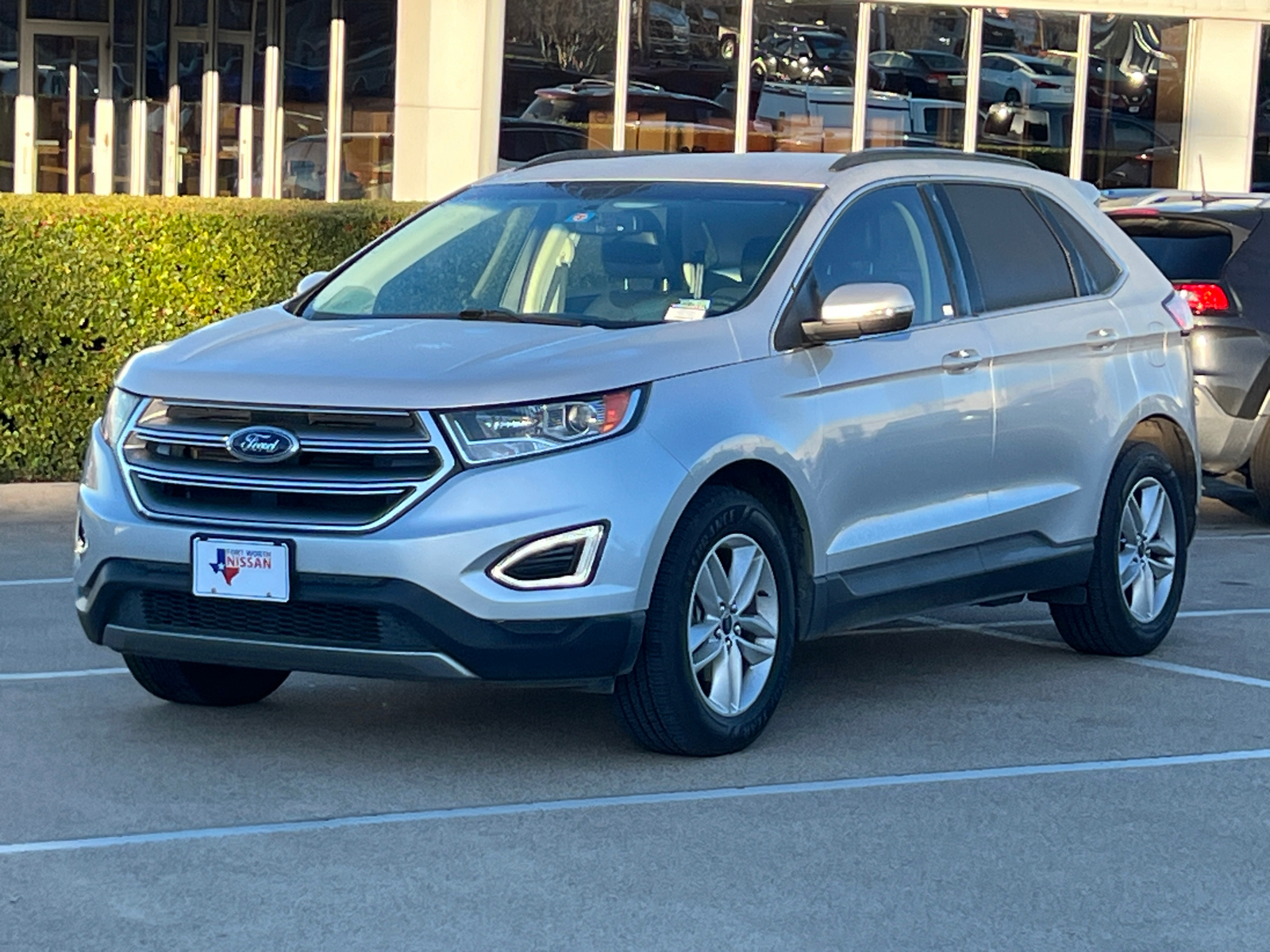 2016 Ford Edge  3