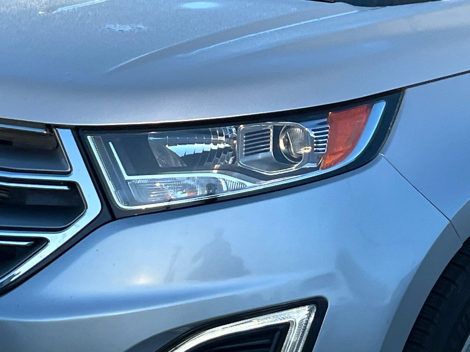 2016 Ford Edge  4