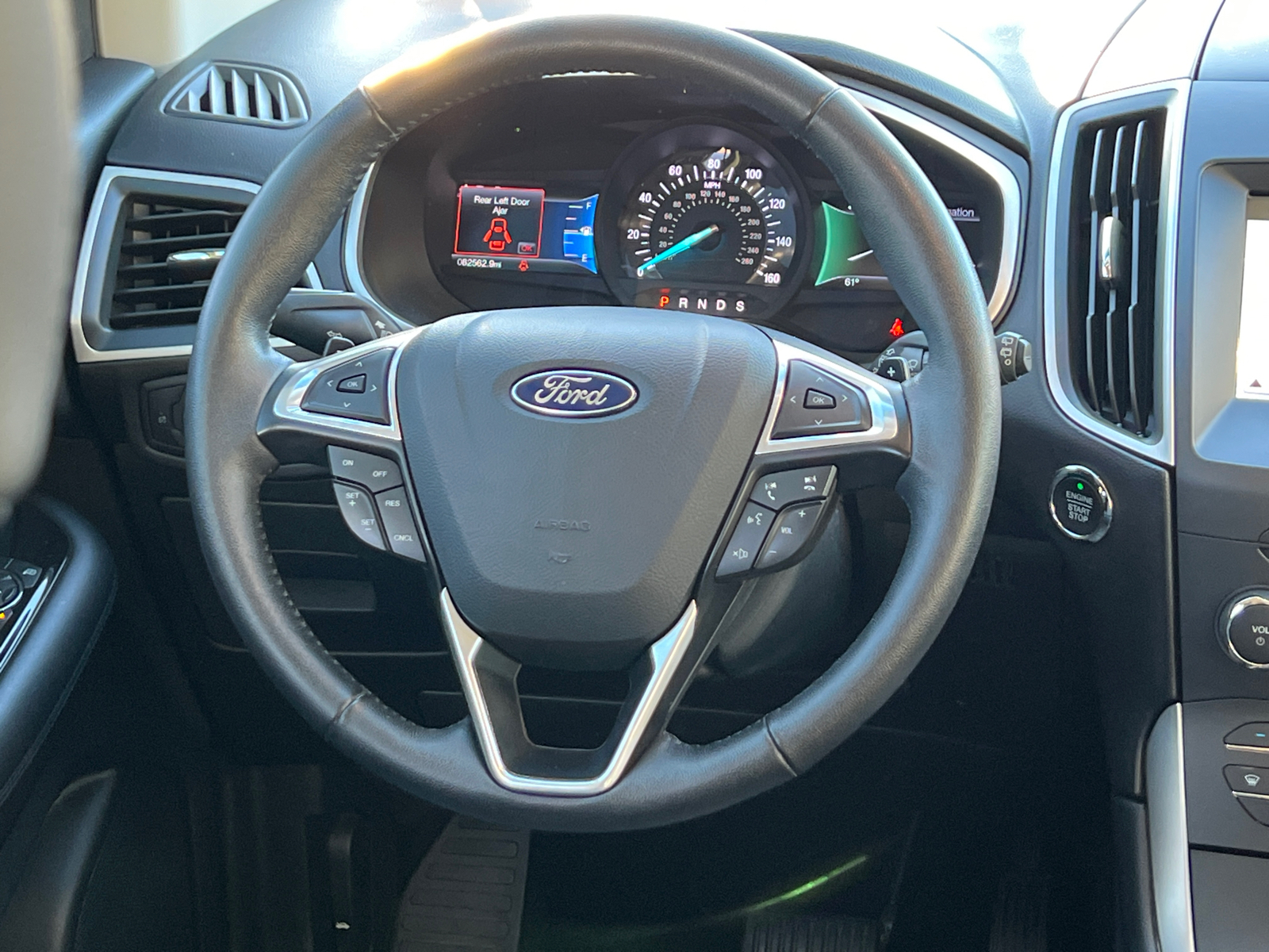 2016 Ford Edge  10