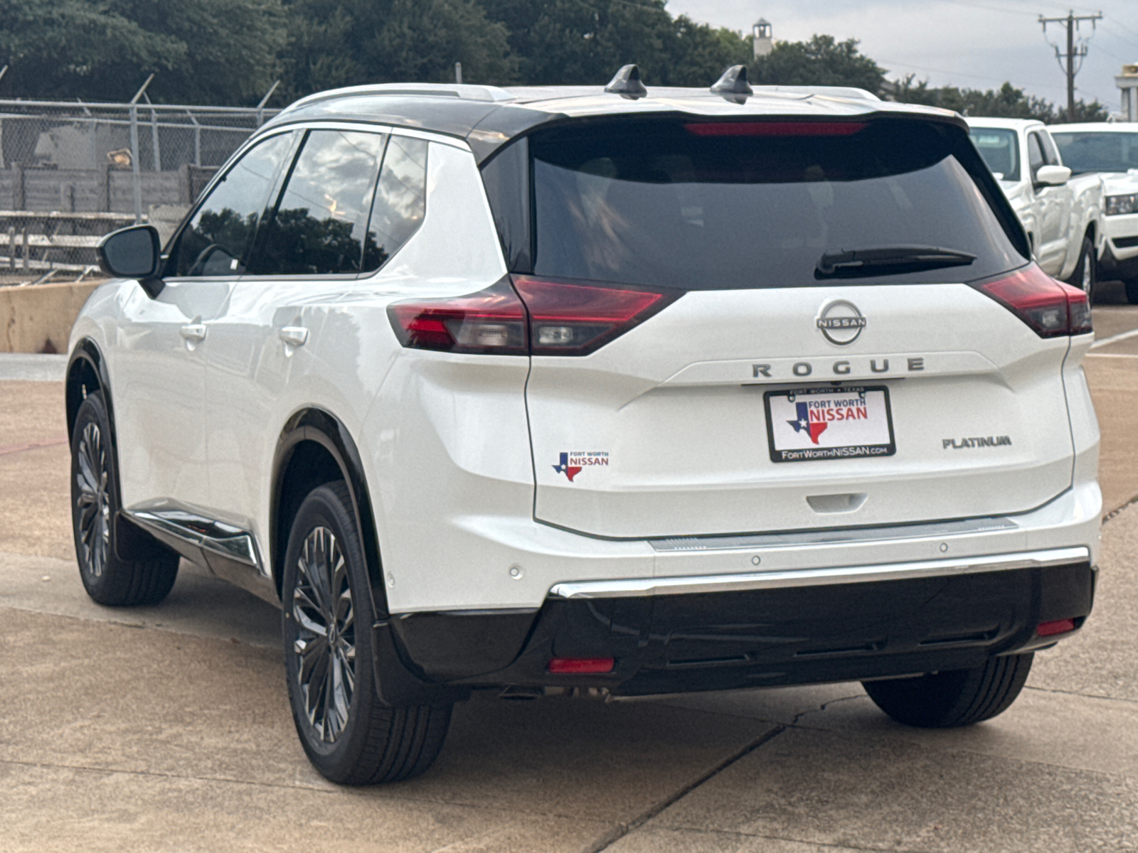 2025 Nissan Rogue Platinum 6