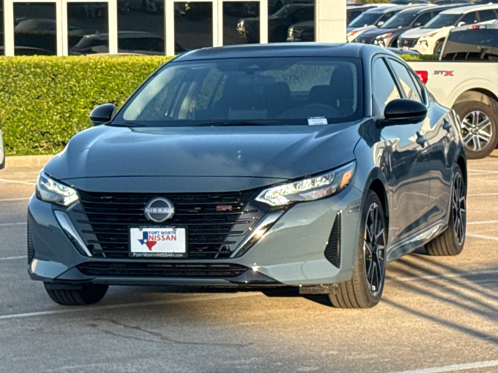 2025 Nissan Sentra SR 3