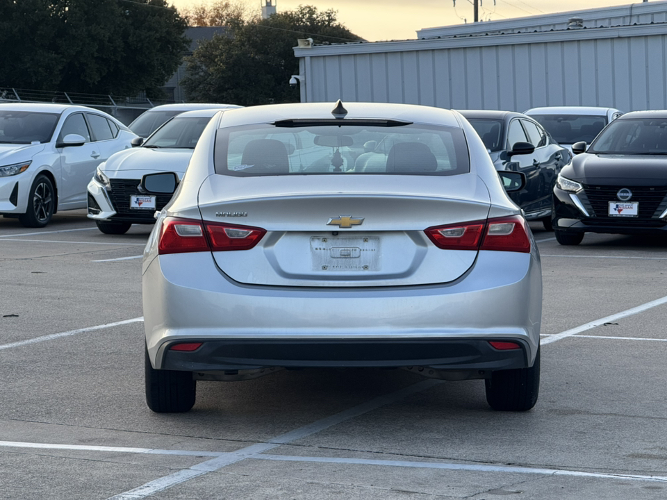 2018 Chevrolet Malibu LS 5