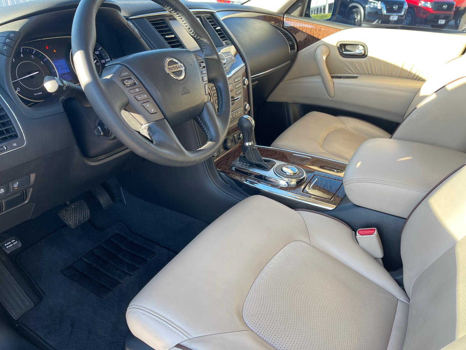 2018 Nissan Armada Platinum 23