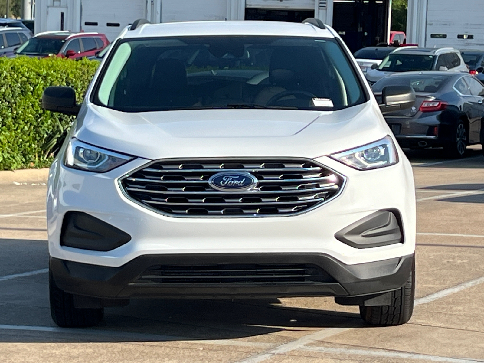 2022 Ford Edge SE 2