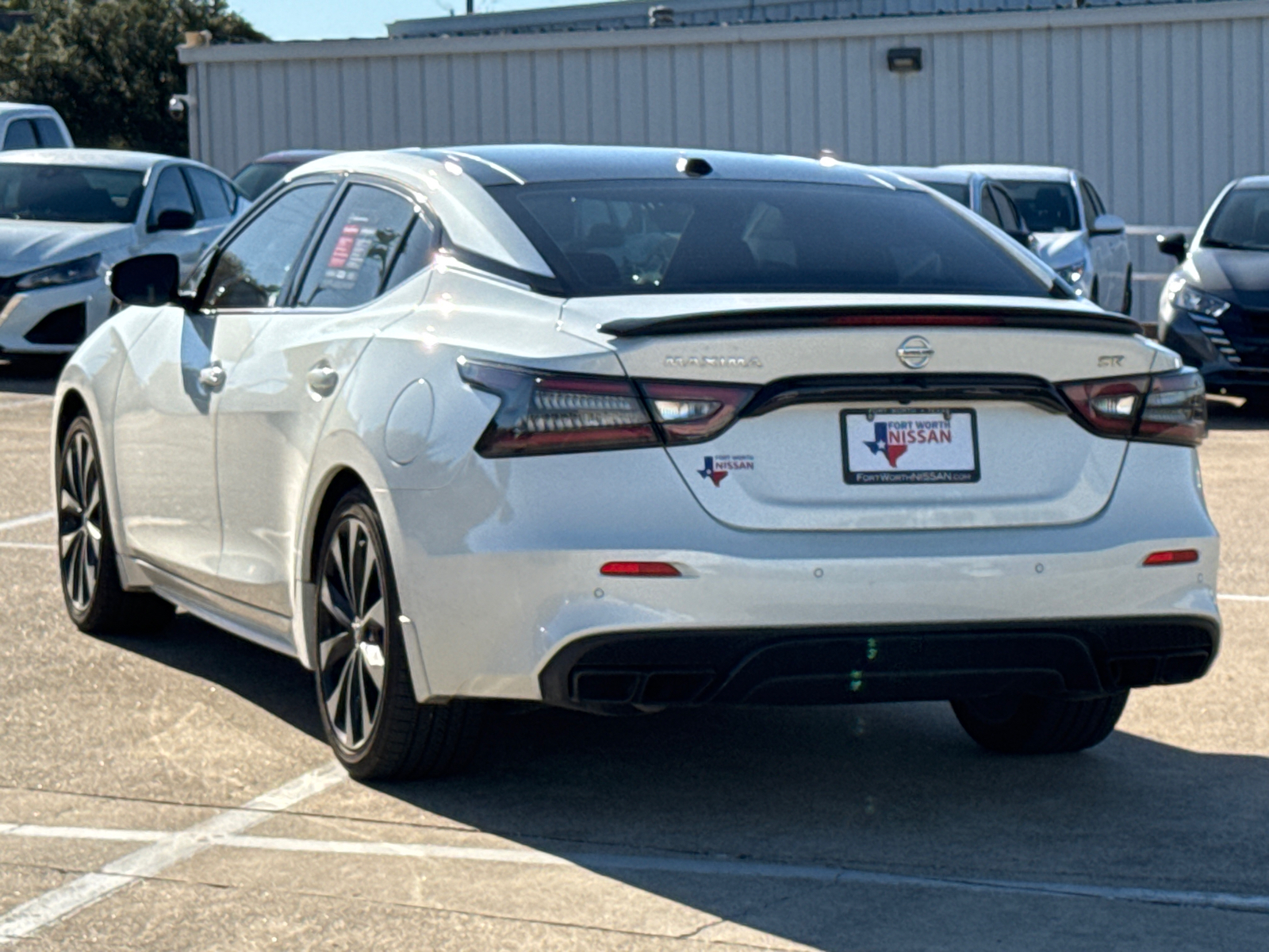 2022 Nissan Maxima SR 6