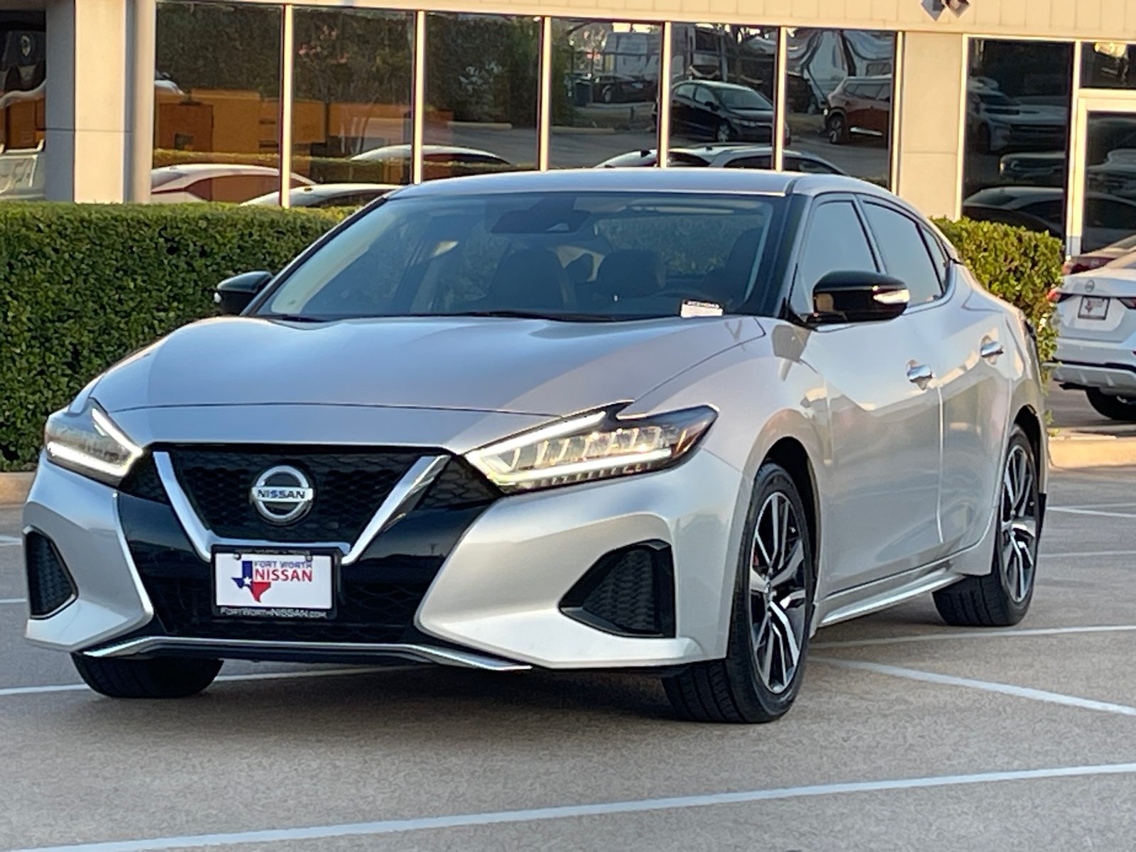 2021 Nissan Maxima SV 3