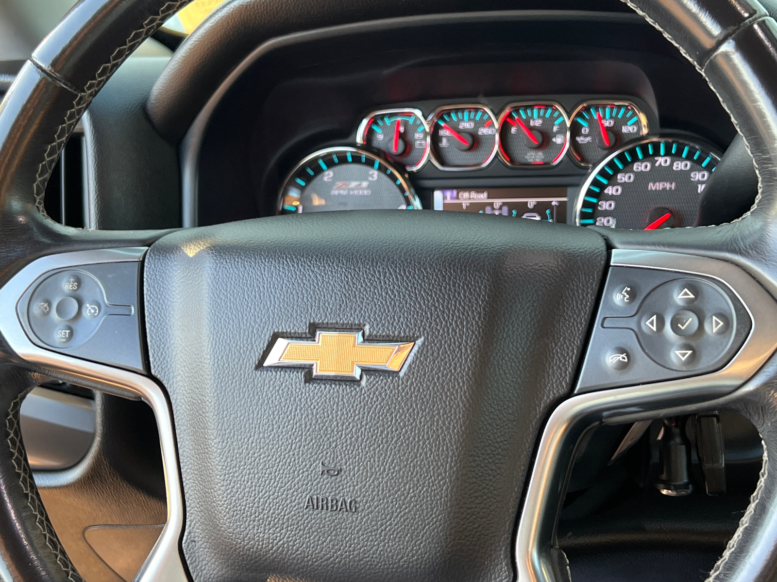 2018 Chevrolet Silverado 2500HD LT 33