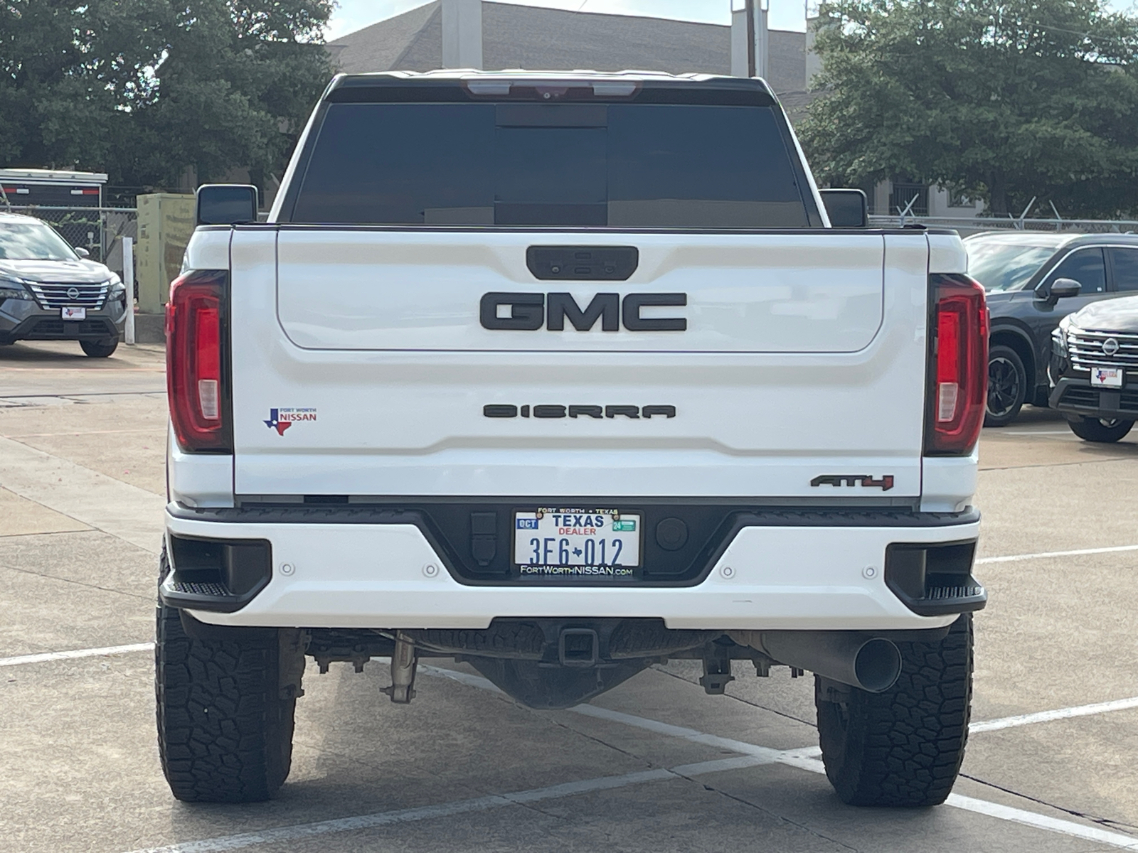 2021 GMC Sierra 2500HD AT4 9