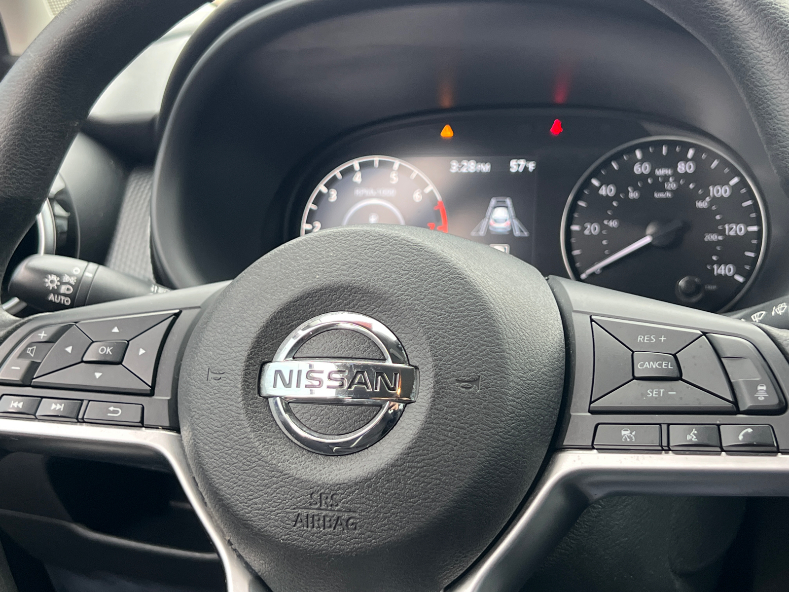 2021 Nissan Kicks SV 28