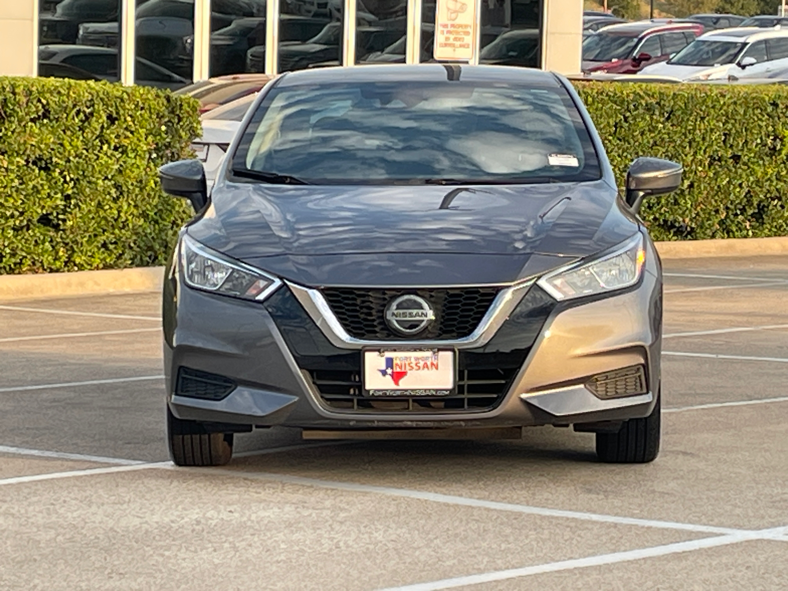 2021 Nissan Versa 1.6 SV 2