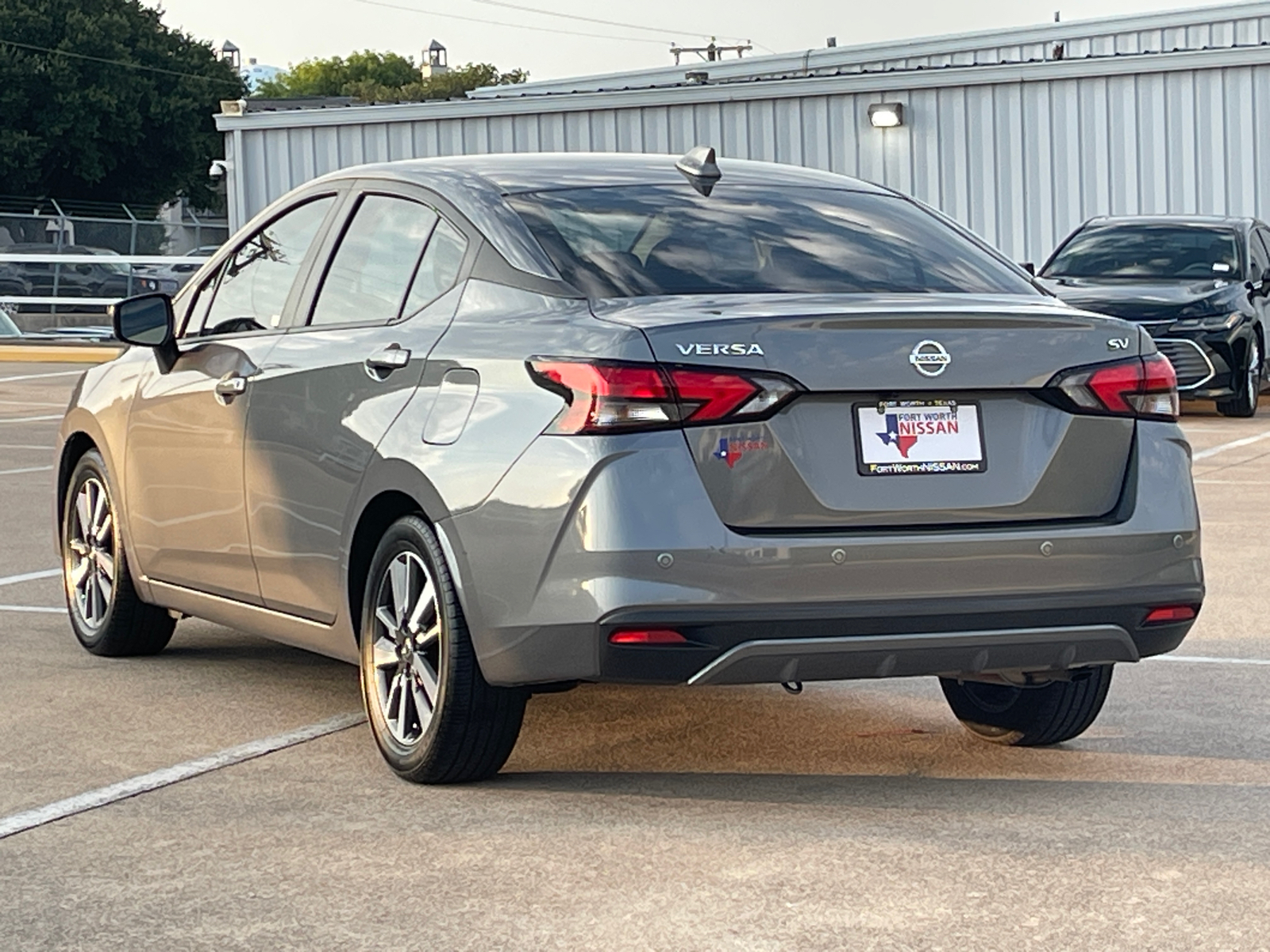 2021 Nissan Versa 1.6 SV 6