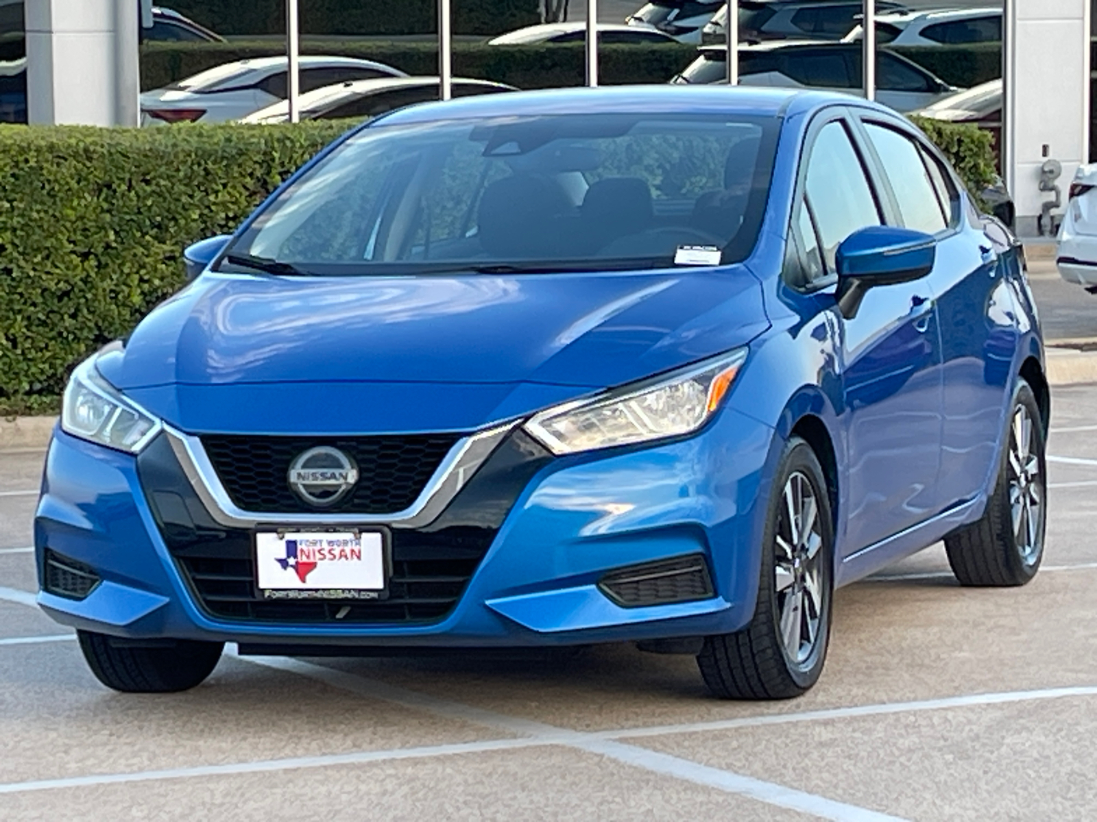 2021 Nissan Versa 1.6 SV 3