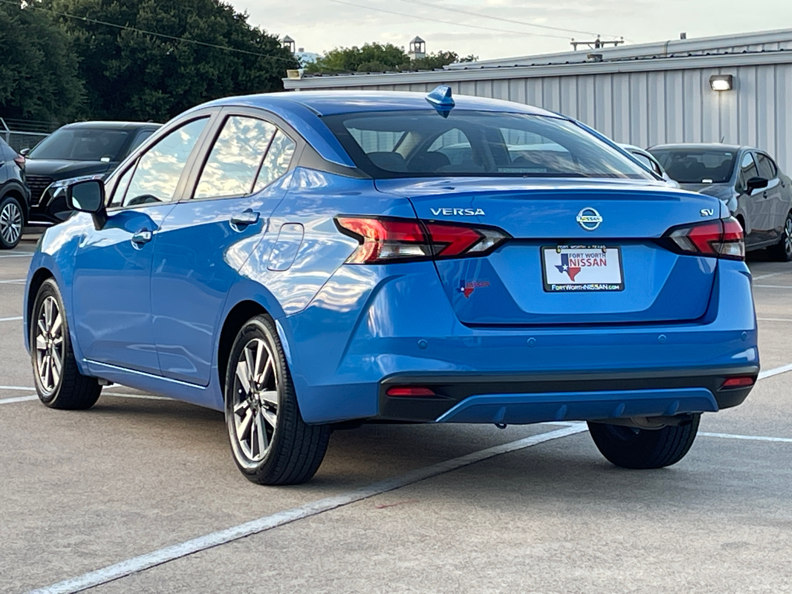 2021 Nissan Versa 1.6 SV 6