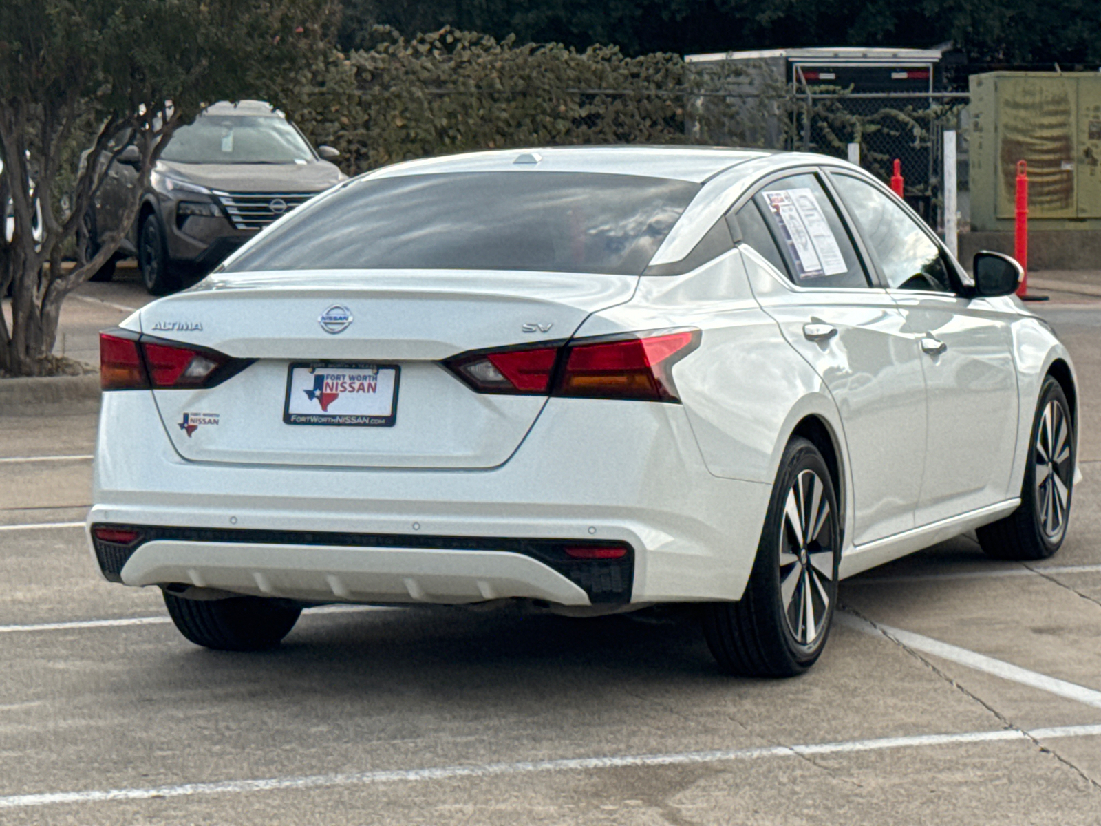 2021 Nissan Altima 2.5 SV 8