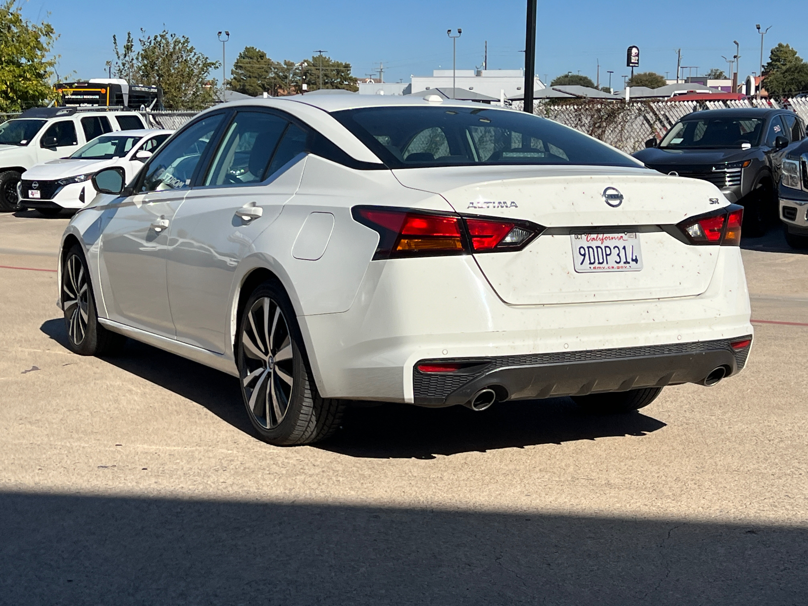 2021 Nissan Altima 2.5 SR 4