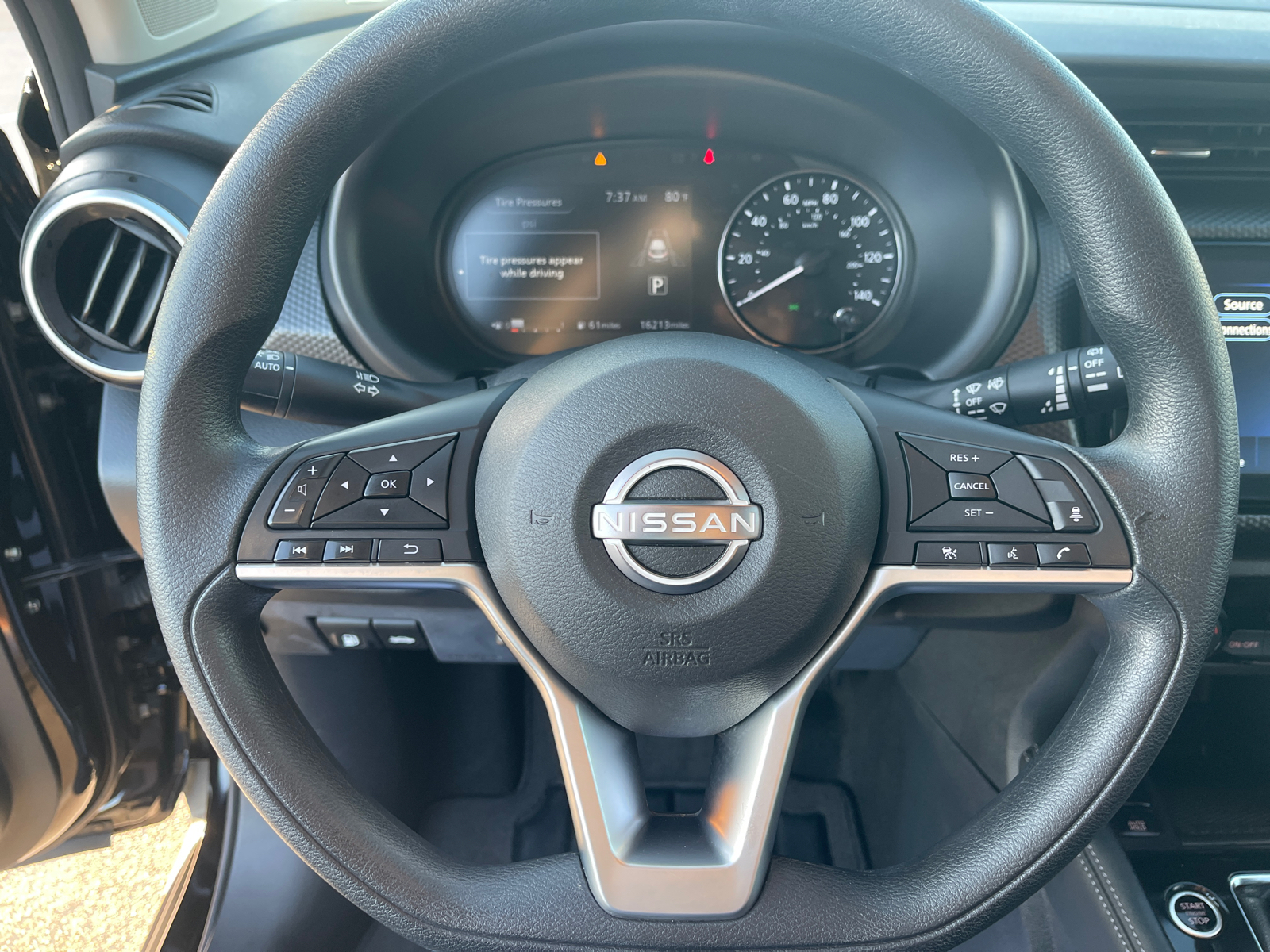 2022 Nissan Kicks SV 23