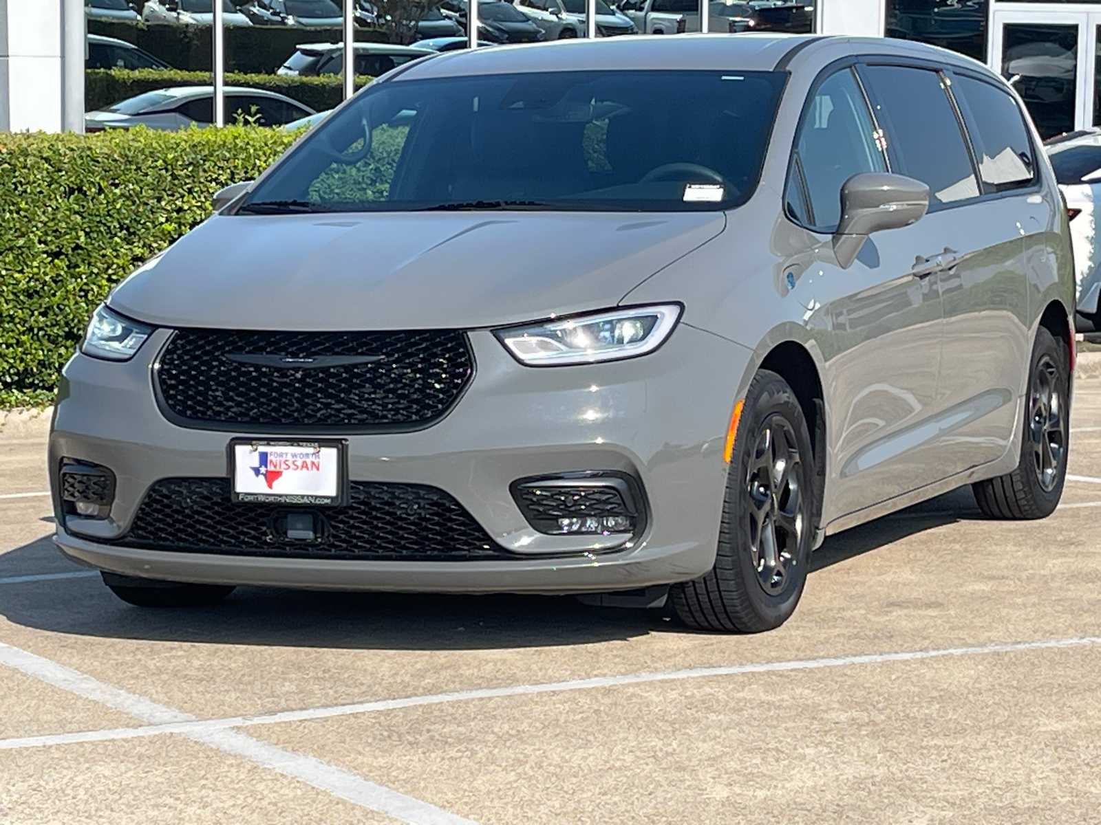 2022 Chrysler Pacifica Hybrid Touring L 3