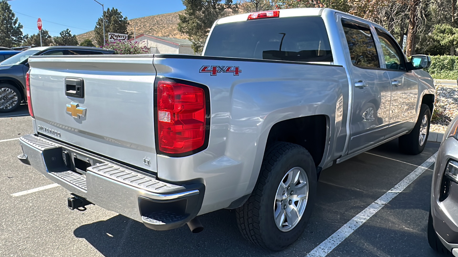 2017 Chevrolet Silverado 1500 LT 4