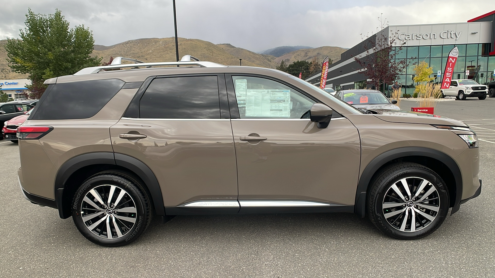 2024 Nissan Pathfinder Platinum 3