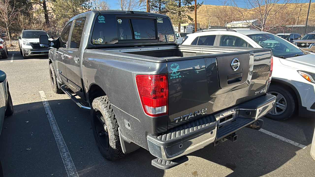 2012 Nissan Titan SV 4