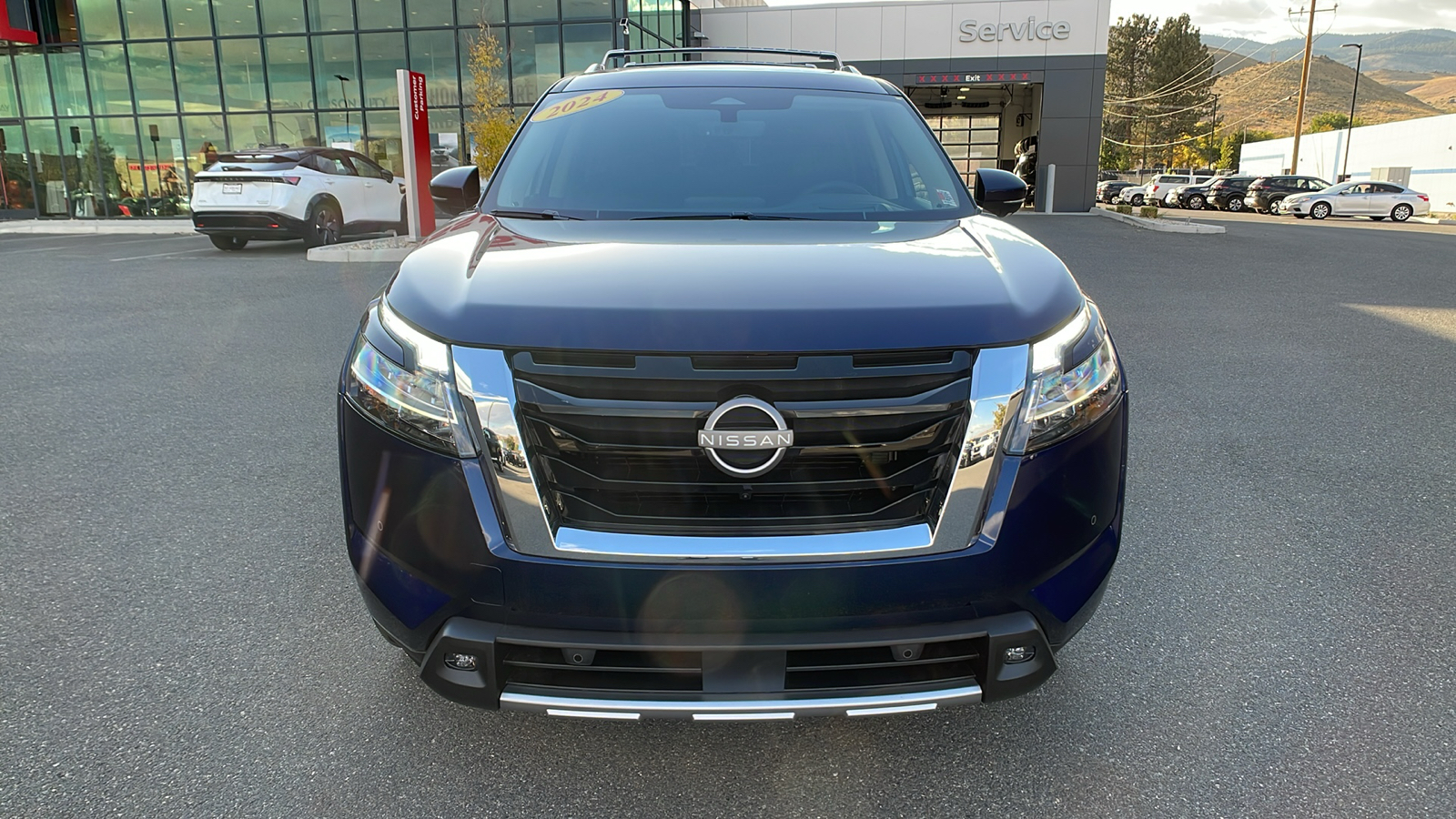 2024 Nissan Pathfinder Platinum 9