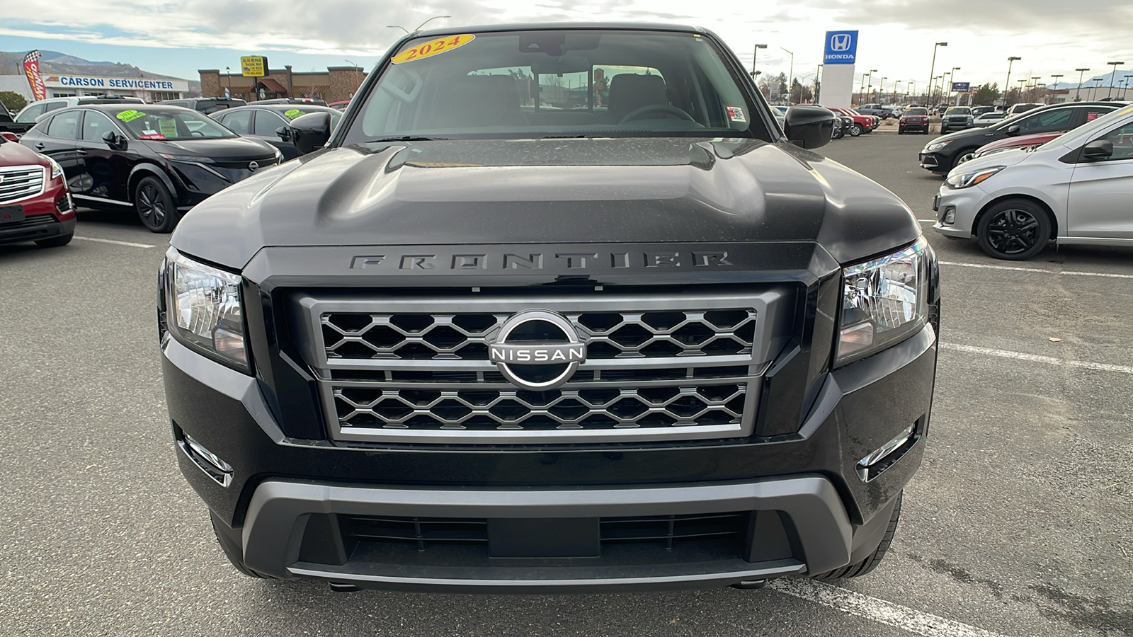 2024 Nissan Frontier SV 9