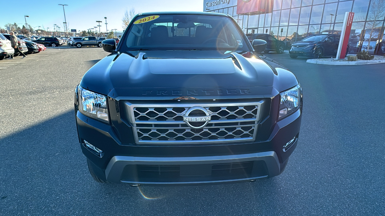 2024 Nissan Frontier SV 9