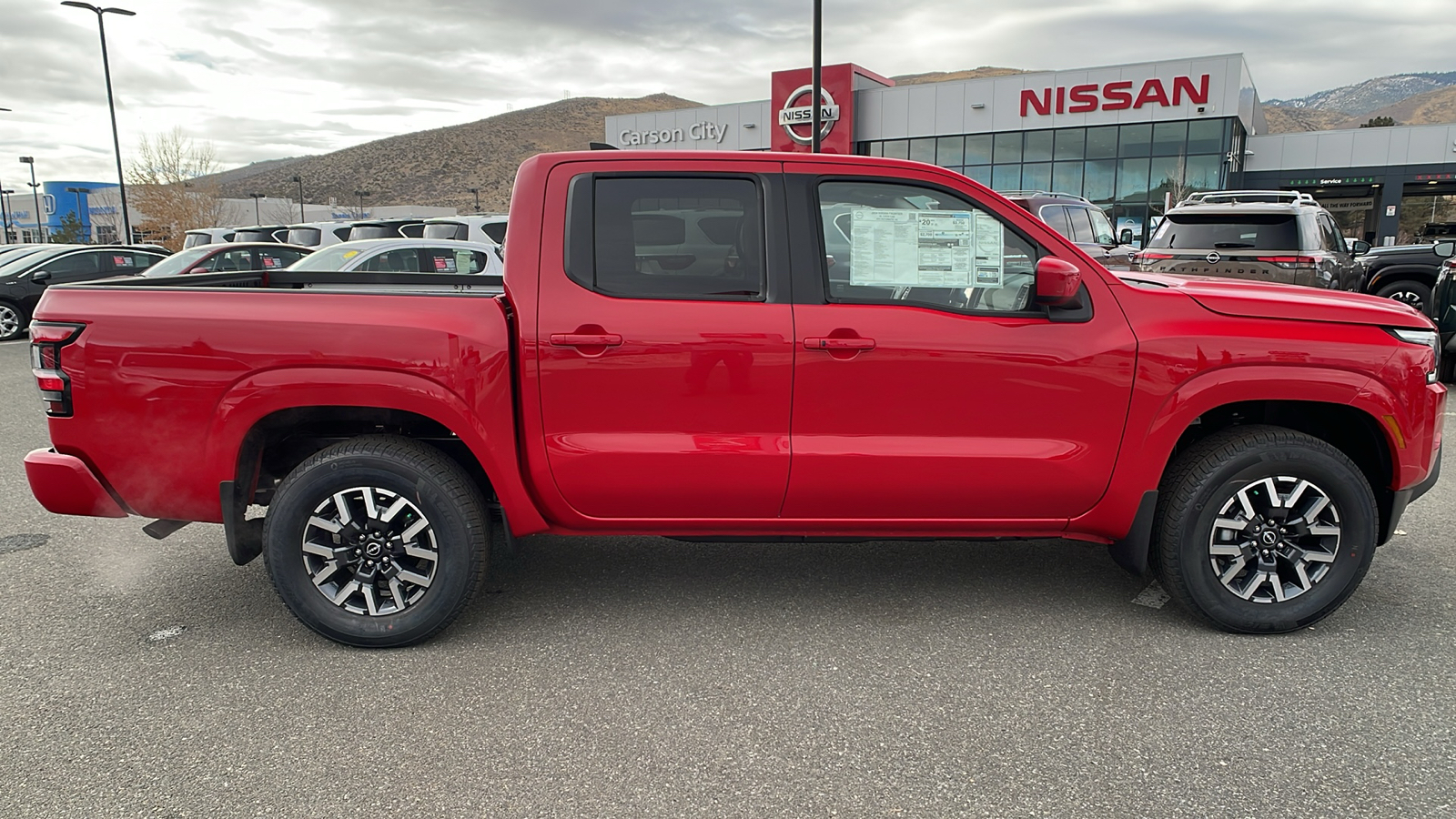 2024 Nissan Frontier SL 3