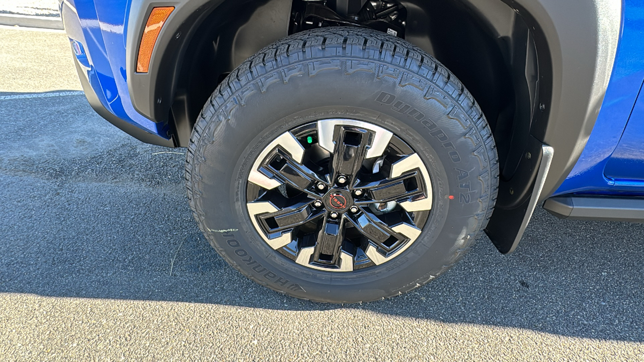 2024 Nissan Frontier PRO-4X 11