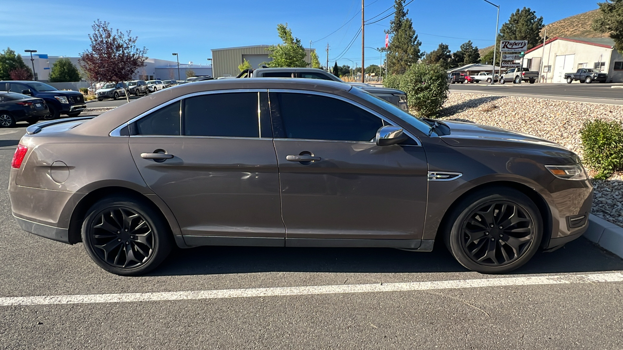 2015 Ford Taurus Limited 3