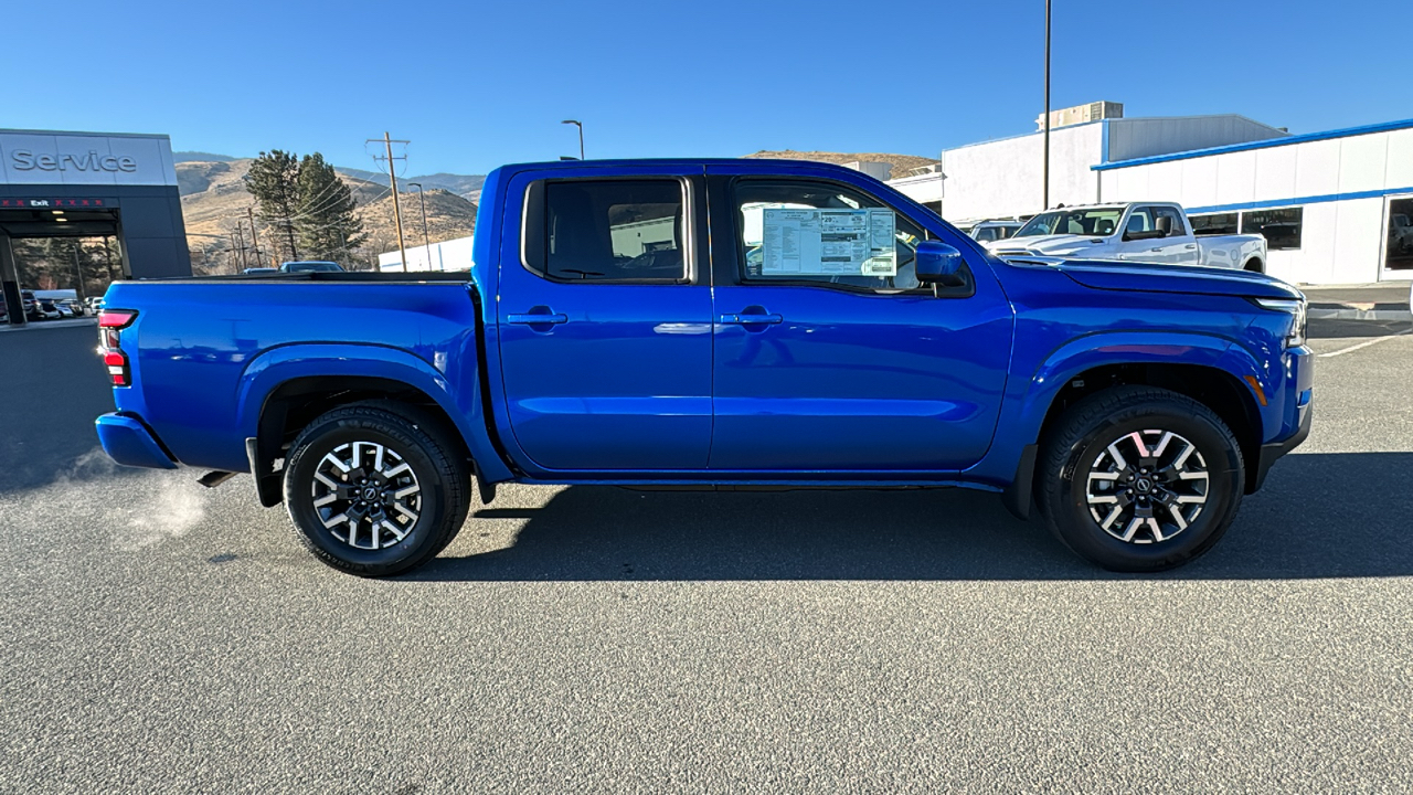 2024 Nissan Frontier SL 3