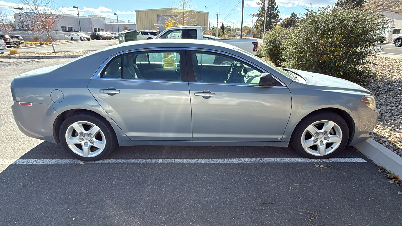 2009 Chevrolet Malibu LS 4