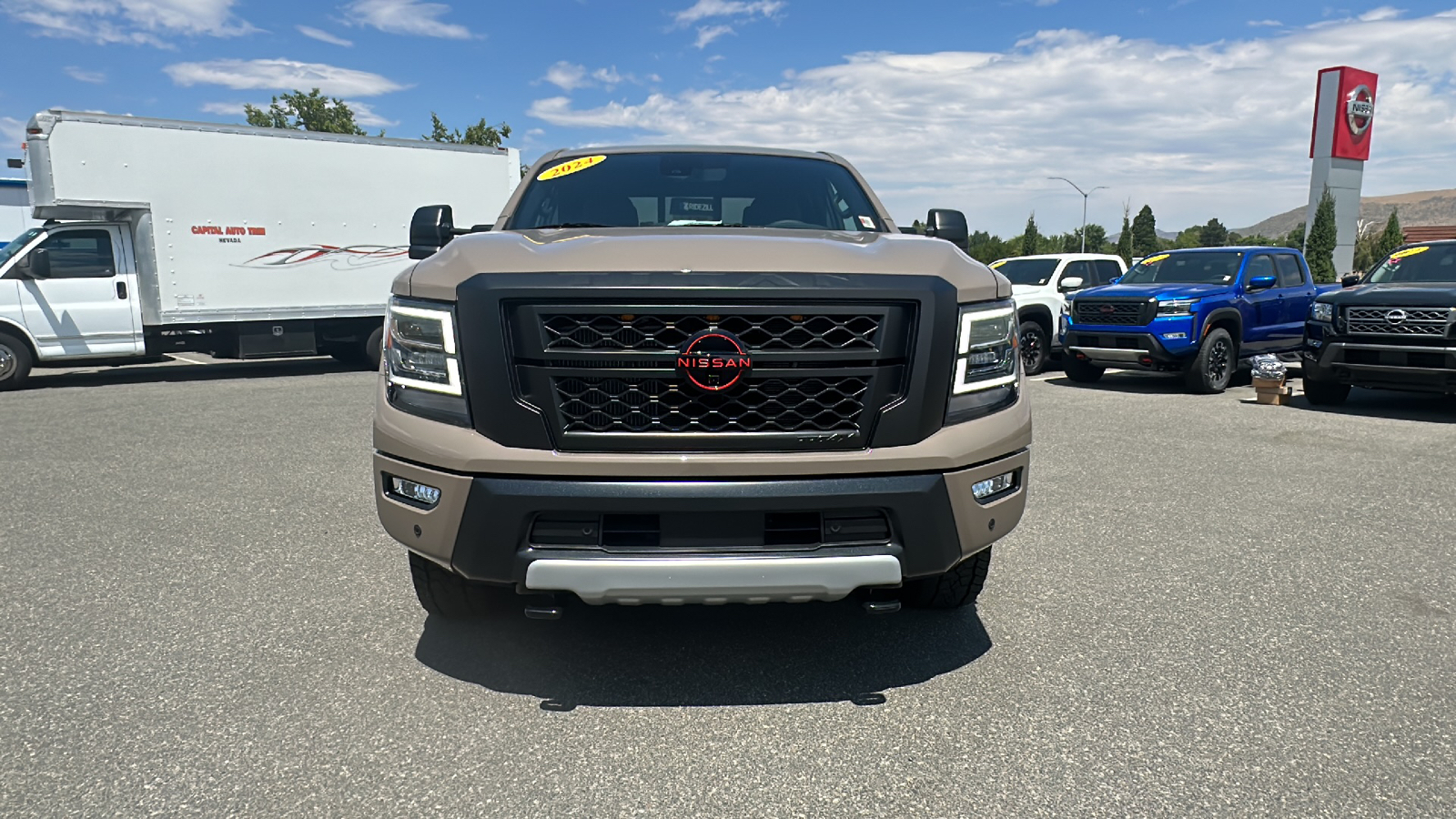 2024 Nissan Titan XD PRO-4X 8