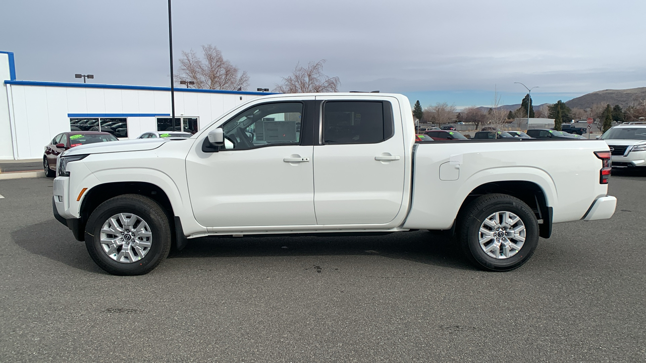 2024 Nissan Frontier SV 8