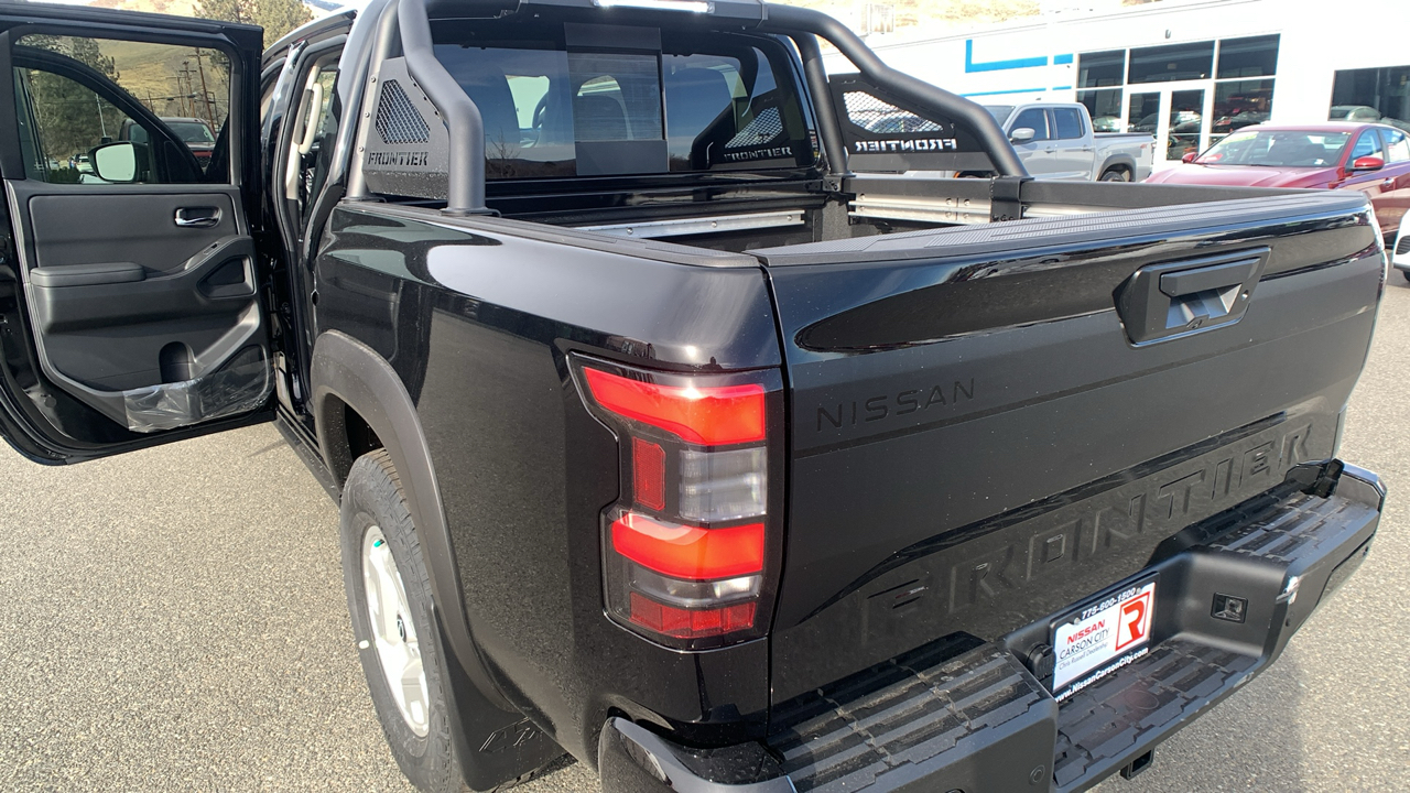 2024 Nissan Frontier SV 13