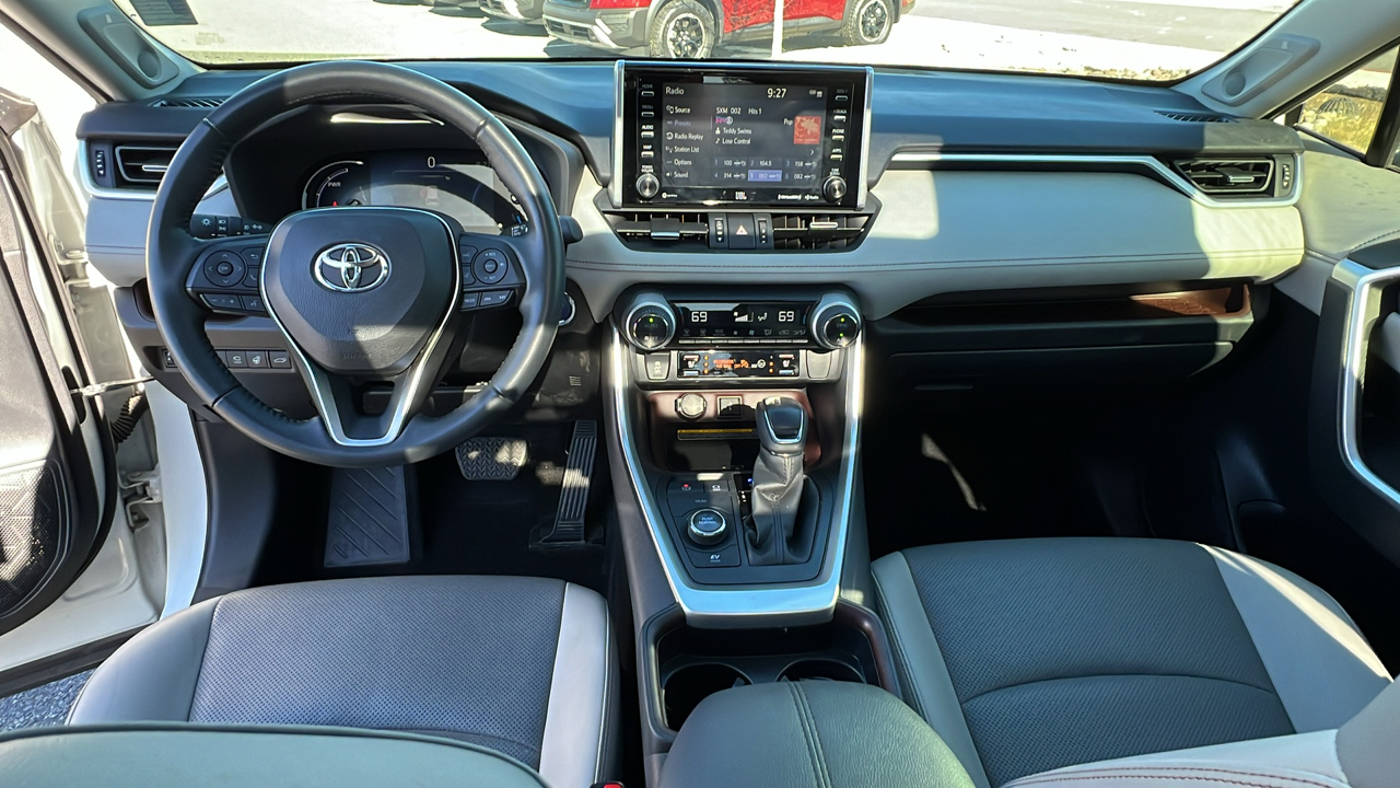 2021 Toyota RAV4 Hybrid Limited 20