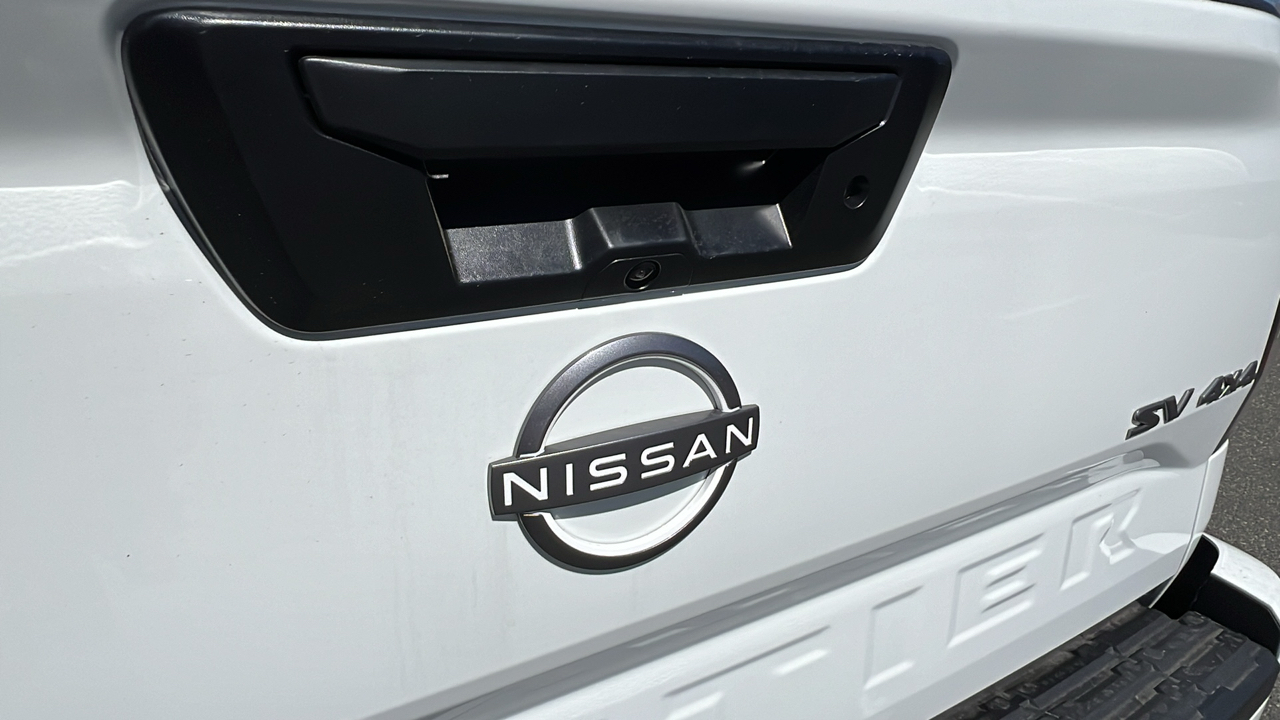 2024 Nissan Frontier SV 12