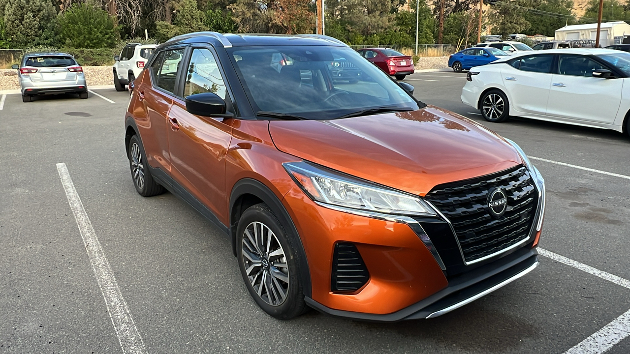 2022 Nissan Kicks SV 2