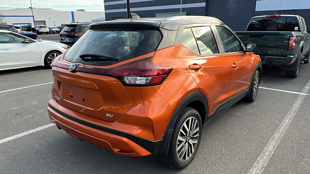 2022 Nissan Kicks SV 3