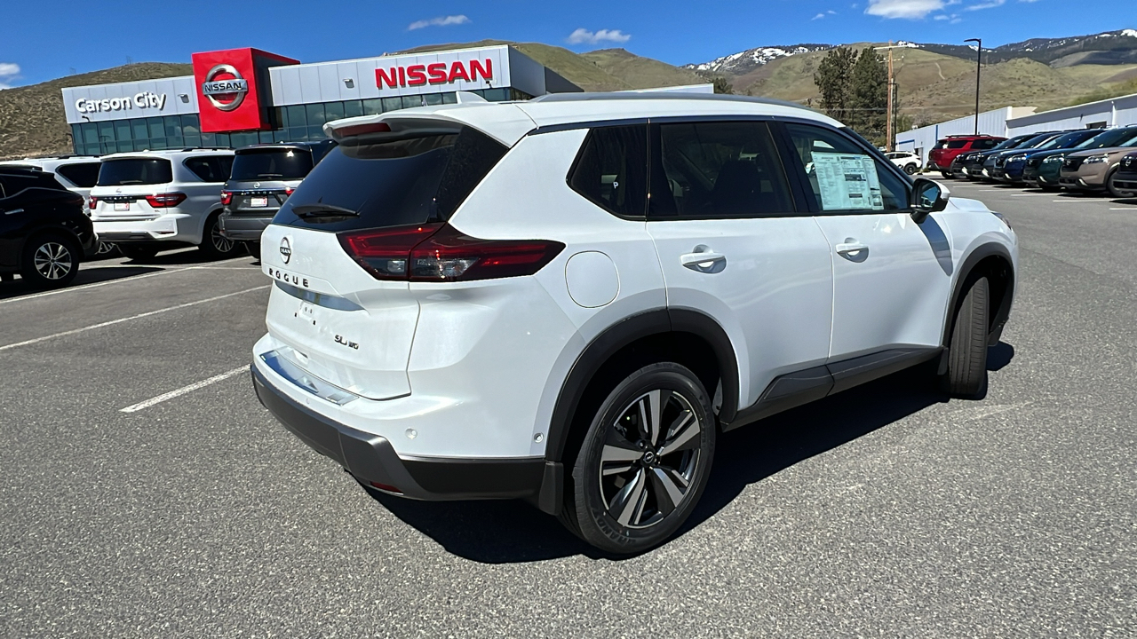 2024 Nissan Rogue SL 3