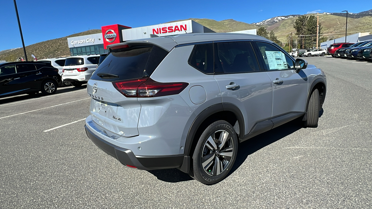 2024 Nissan Rogue SL 3