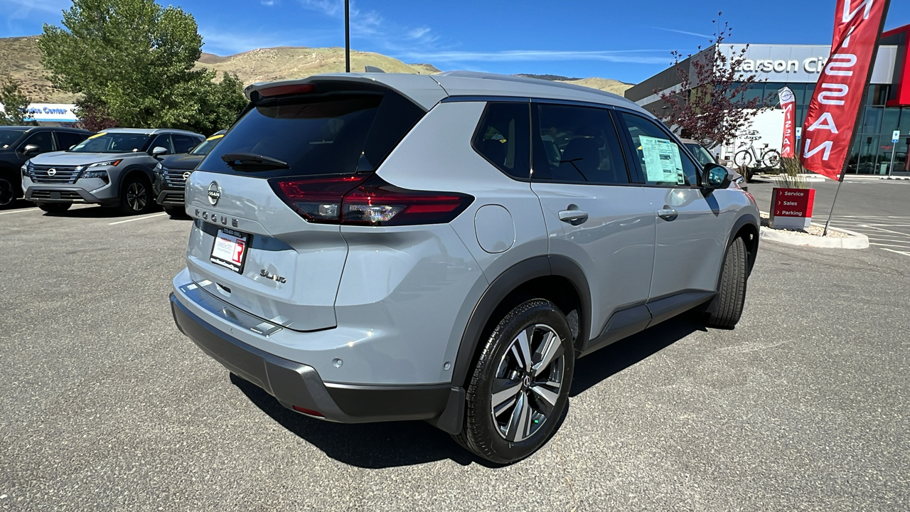 2024 Nissan Rogue SL 3