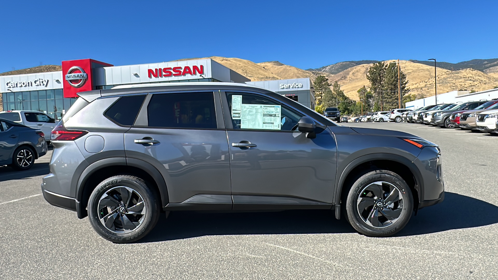 2024 Nissan Rogue SV 2