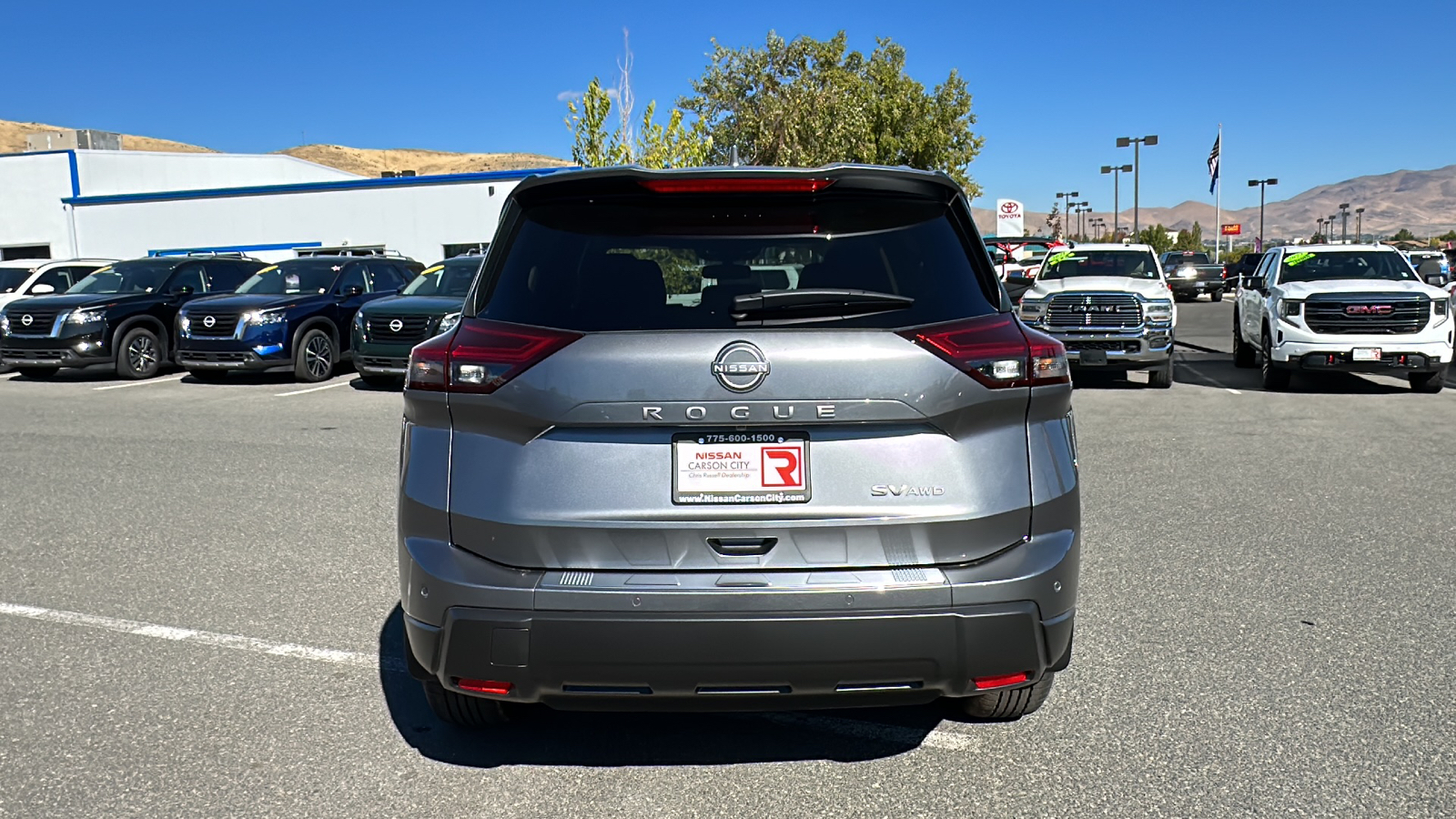 2024 Nissan Rogue SV 4