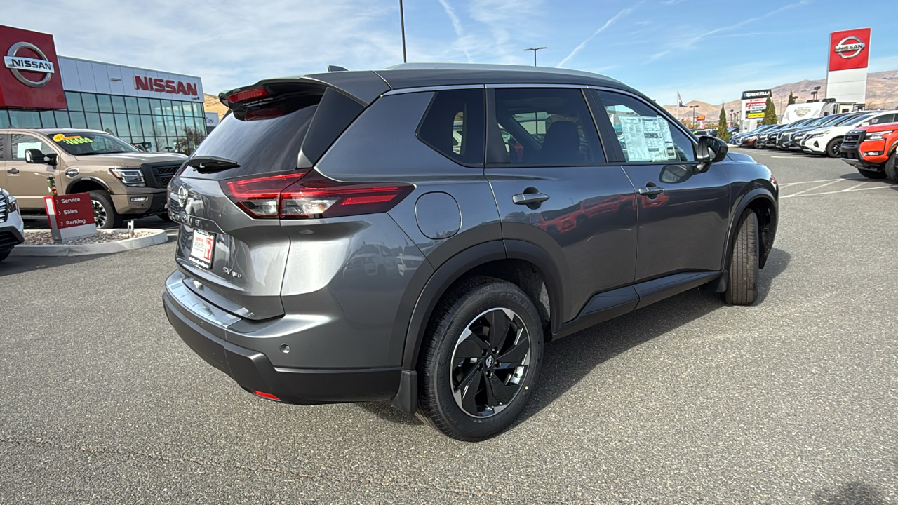 2024 Nissan Rogue SV 3