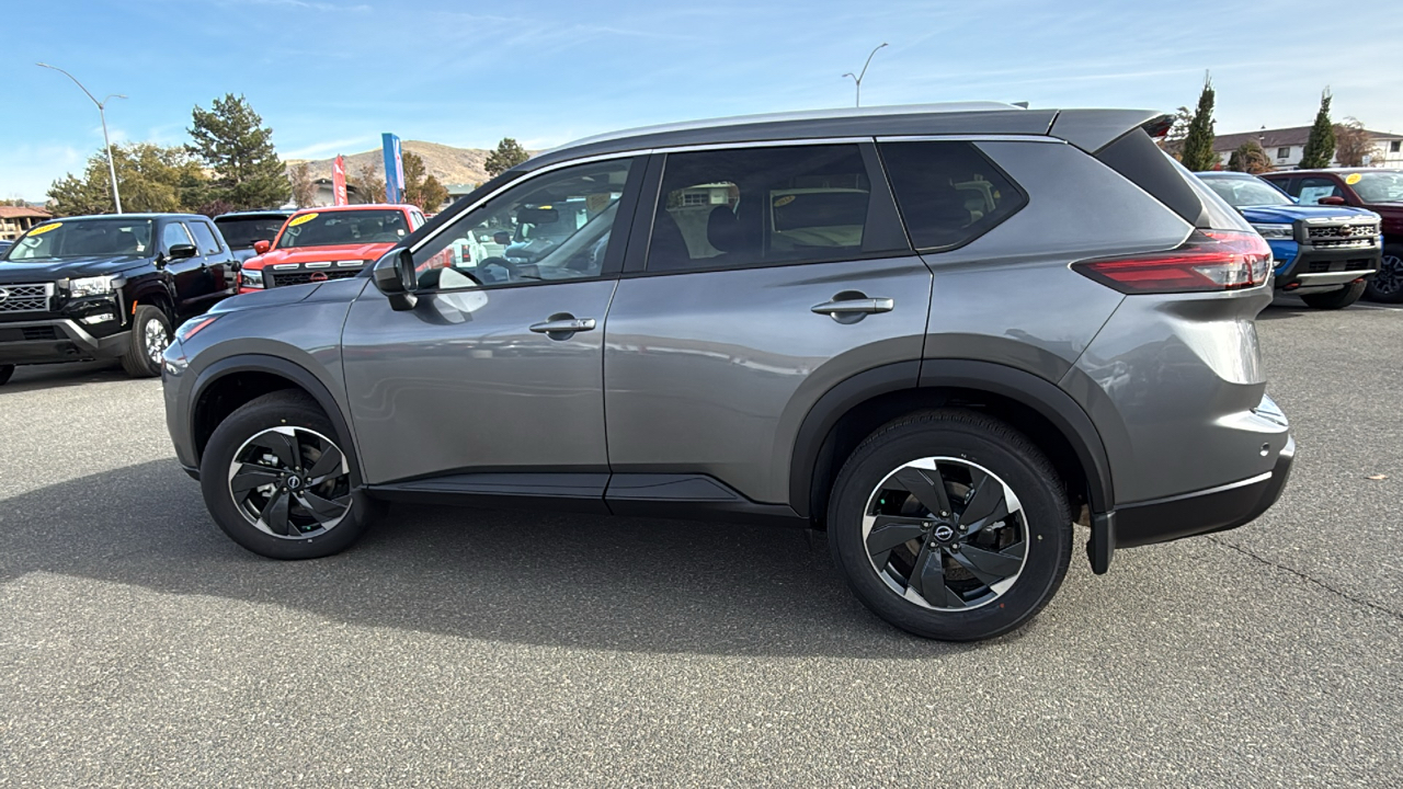 2024 Nissan Rogue SV 6