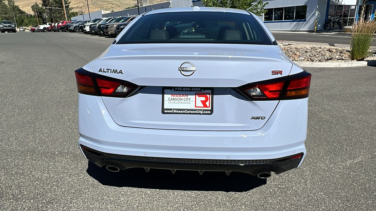 2024 Nissan Altima 2.5 SR 4