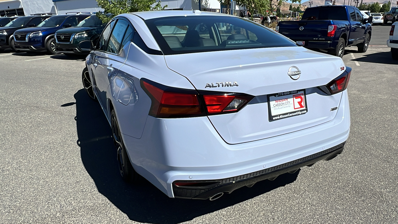 2024 Nissan Altima 2.5 SR 5